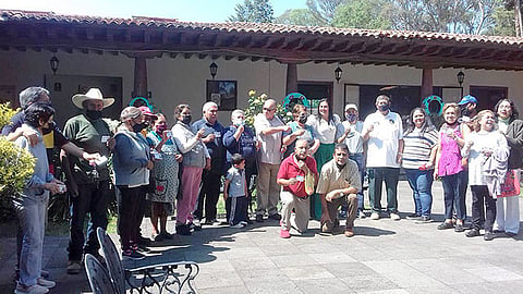 Reciben solicitudes para dicho trámite en la Estancia diurna del Adulto Mayor, ubicado en la Calle México del fraccionamiento Los Nogales de 9:30 a 13:30 hrs