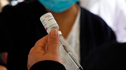 Cofepris aplaza autorización para venta de vacunas covid de Moderna y Pfizer