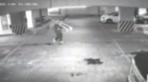 Revelan imagen de Rautel cargando cuerpo de Ariadna Fernanda; él se dice inocente