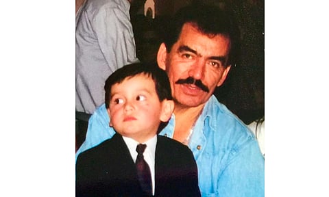 Antes de morir, Julián Figueroa dedicó mensaje a Joan Sebastian, su padre 