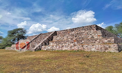 Montículo principal de Tres Cerritos 