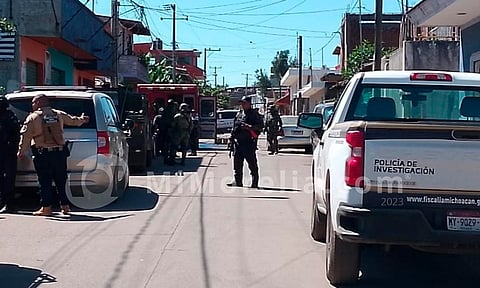Atacan a tiros a pareja y el hombre muere, en Uruapan