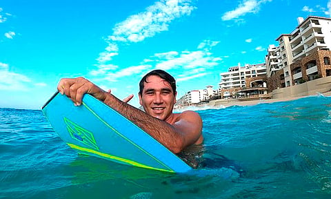 Alfonso Aguilar, primer atleta de Playa Azul en ganar Premio Estatal del Deporte