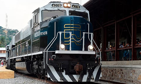 Concesionarios de vías férreas podrán dar servicio de tren de pasajeros