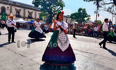 Con colorido desfile deportivo, morelianos celebran el 113 aniversario de la Revolución Mexicana