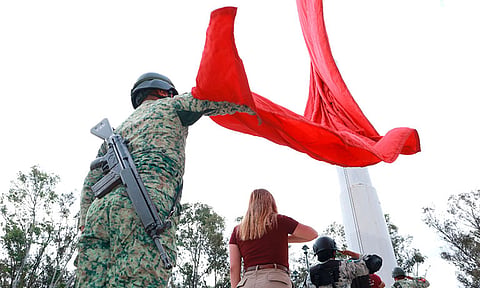 Ejército realiza izamiento de Bandera para fomentar los Símbolos Patrios