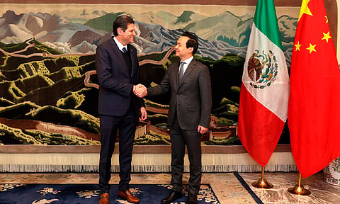 Alfonso Martínez expone potencial económico y turístico de Morelia a Embajador de China en México
