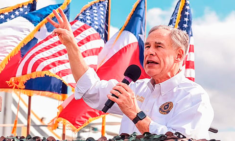 El gobernador de Texas instalará en el Paso un campamento militar para detener la migración