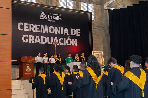 Emotiva, ceremonia de egresados lasallistas de las escuelas profesionales