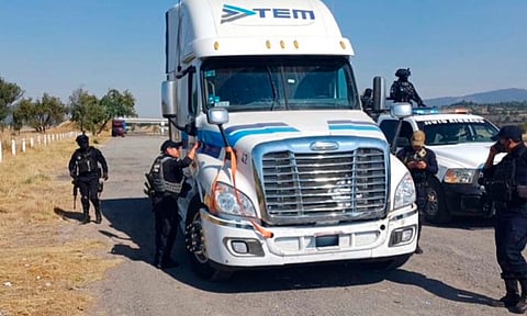 Guardia Civil recupera tractocamión y caja seca robadas horas antes