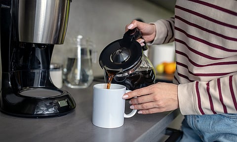 Estas son las mejores marcas de cafeteras para casa, según Profeco