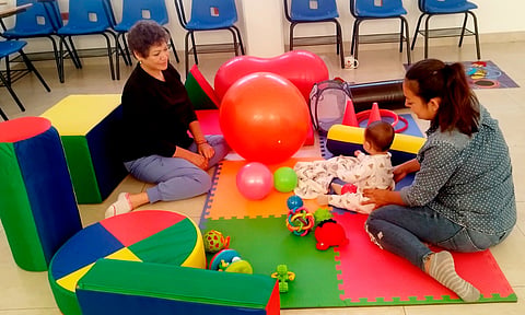 Cincuenta personas al mes son atendidas con rehabilitación física en Clínica Poniente