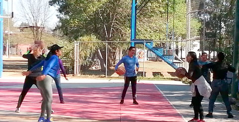 Ofrece IMCUFIDE asesorías a usuarios ante inicio de temporada de calor