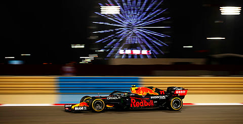 "Checo" Pérez avisa a Verstappen: No se lo pondrá fácil en el GP de Japón esta noche