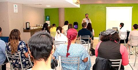 Entre los temas que se abordaron se encuentran la importancia nutricional y del apego en los primeros mil días de vida