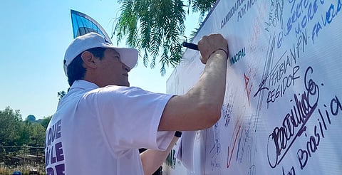 Firma Alfonso Martínez agenda ciudadana “Por ti, por mí, por nuestra ciudad”