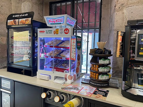 Donas Krispy Kream llegan a Oxxos de Morelia