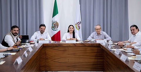 Invierte gobierno federal 608 mdp en federalización del sistema de salud de Colima