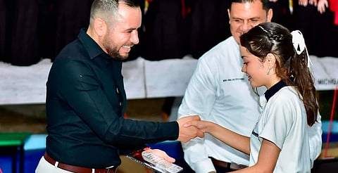 Solo a través de la educación lograremos transformar a Michoacán: Reyes Galindo