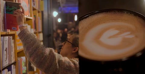 Abren cafetería que tiene jazz, focaccias y clubs de lectura en Morelia 