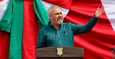 Alfredo Ramírez Bedolla, orador oficial en ceremonia por natalicio de José María Morelos y Pavón