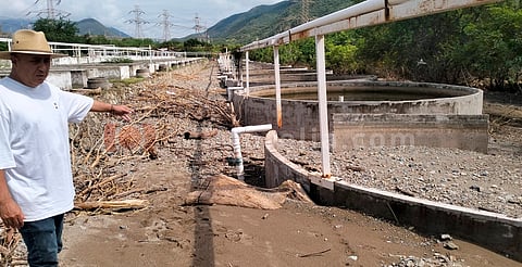 CETAEM sufre afectaciones y detiene producción acuícola tras desfogue de la presa de Infiernillo