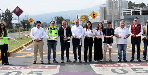 Inaugura Bedolla rehabilitación de carretera Zacapu-Panindícuaro para beneficio de 100 mil personas