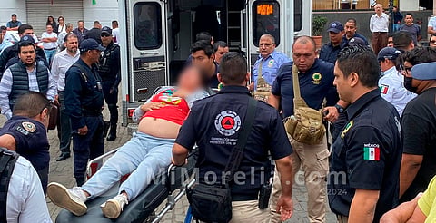 Trifulca previa a la conmemoración de los Mártires de Uruapan deja 2 mujeres lesionadas