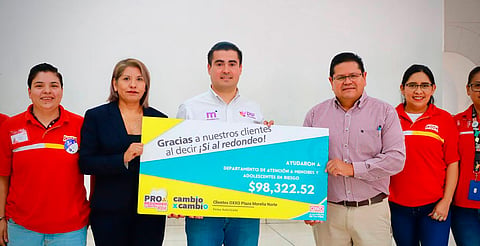DIF Morelia recibe donativo de Redondeo OXXO en favor del CAMAR 