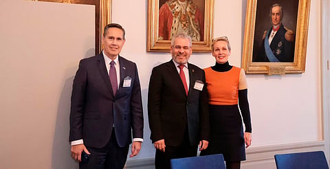 Bedolla fortalece relación con Suecia para la cooperación comercial