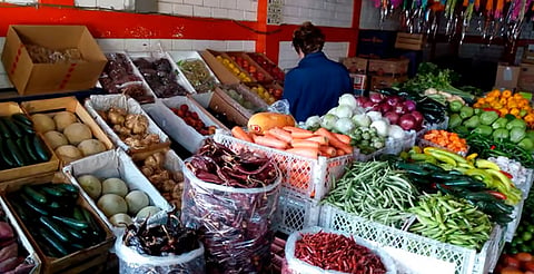 Canasta básica se vende en menos de 900 pesos en Morelia: Sedeco