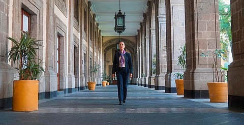Presidenta Sheinbaum ya vive en Palacio Nacional, lo confirma