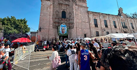 Peregrinaciones inundan el recién nombrado Santuario de la Virgen de Guadalupe en Morelia