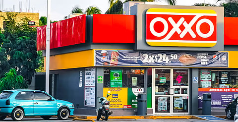 Clientes de Inbursa ya podrán retirar efectivo en tiendas Oxxo