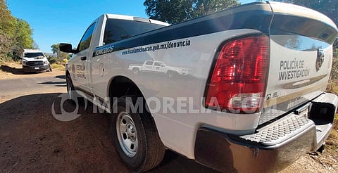 Encuentran hombre asesinado a tiros en carretera de Morelia 