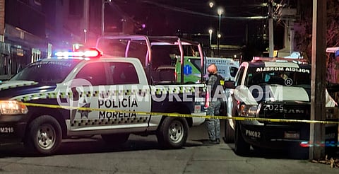 Desde un vehículo en movimiento disparan al menos 15 veces a conductor, en Morelia