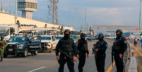 Identifican a 14 reos heridos y 7 muertos que dejó motín en penal de Tabasco 