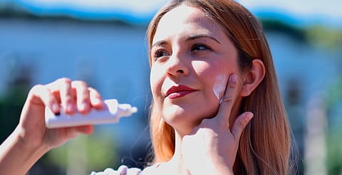 Importante cuidarse de los rayos solares para prevenir cáncer de piel: SSM