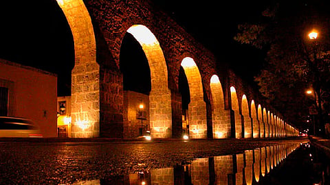 Acueducto de Morelia estrenará iluminación esta noche como parte del "Plan Luz"