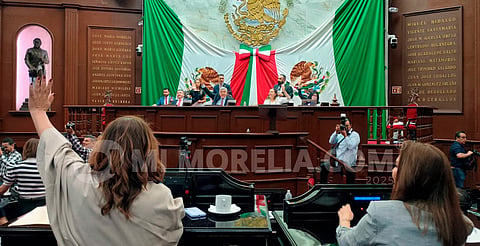 Michoacán aprueba tarde reforma constitucional sobre "Jóvenes Construyendo el Futuro"