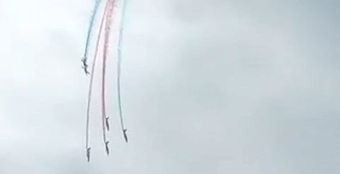 Tragedia en el aire: colisionan aviones de la Fuerza Aérea francesa [Video]