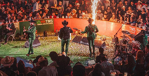 EUA revoca visas a banda mexicana tras polémico concierto en Jalisco
