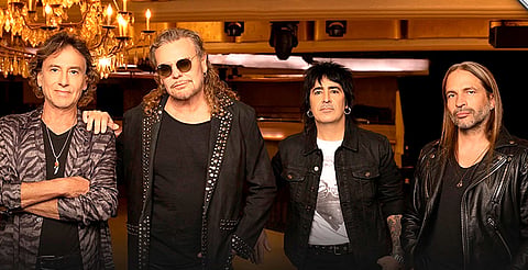 Maná fue la primera banda que canta en español en ser nominada al Salón de la Fama del Rock & Roll