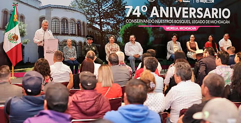 Refrenda Bedolla compromiso con medio ambiente y reconoce labor de la Cofom