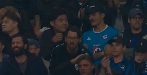 Cruz Azul busca a su aficionado que estuvo en la Champions 