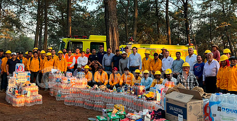 Entregan 4.5 toneladas de víveres a brigadistas forestales en Morelia