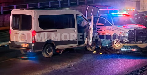 Chocan agentes de la FGE contra patrulla de la Guardia Civil; hay una oficial herida