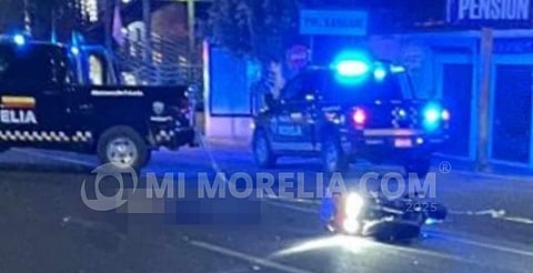 Muere motociclista en accidente sobre calzada de Morelia; no saben quién es