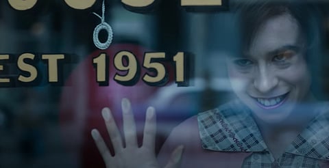 ¡Vuelve el terror! "Pennywise" regresa en el primer avance de "Welcome to Derry"