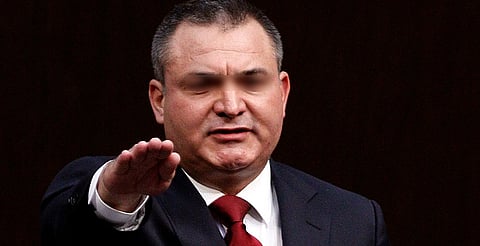 Sentencian a Genaro García Luna a pagar 12 mmdp 